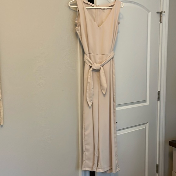 TAKARA Jumpsuit!Creme color 💛 sz 9. Junior should fit womens 6-8sz Super soft! - Picture 1 of 5